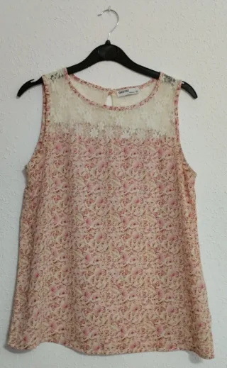 Camisa OKEYSI encaje y estampado mariposas