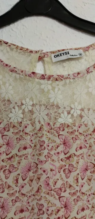 Camisa OKEYSI encaje y estampado mariposas
