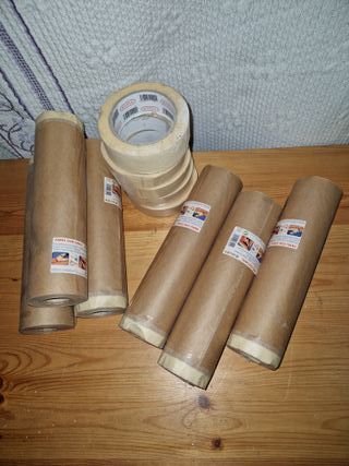Papel con cinta adhesiva 45 cm x 20 m