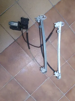 Motor y Guiaderas Ventanilla Renault Megane 2