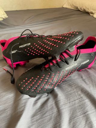 Botas Fútbol Adidas Predator Accuracy.2 Negra/Rosa