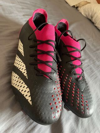 Botas Fútbol Adidas Predator Accuracy.2 Negra/Rosa