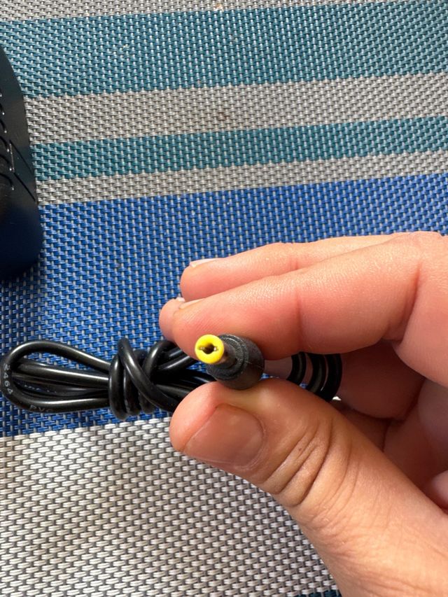 Caricatore portatile/tablet Pacific 9V 2A AC/DC