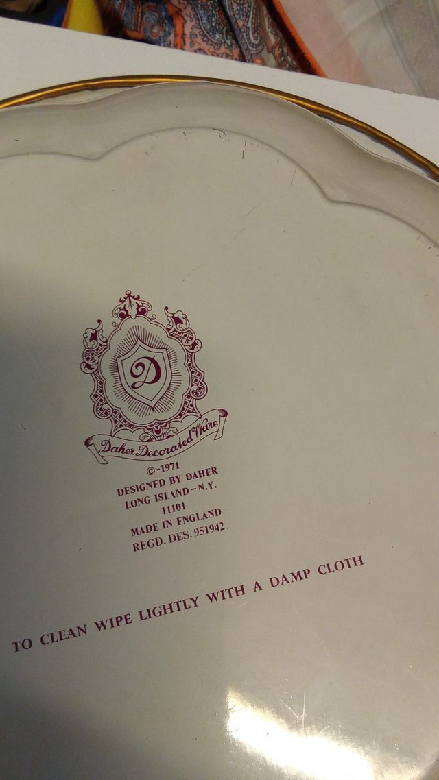 Plato decorativo Daher inglés porcelana