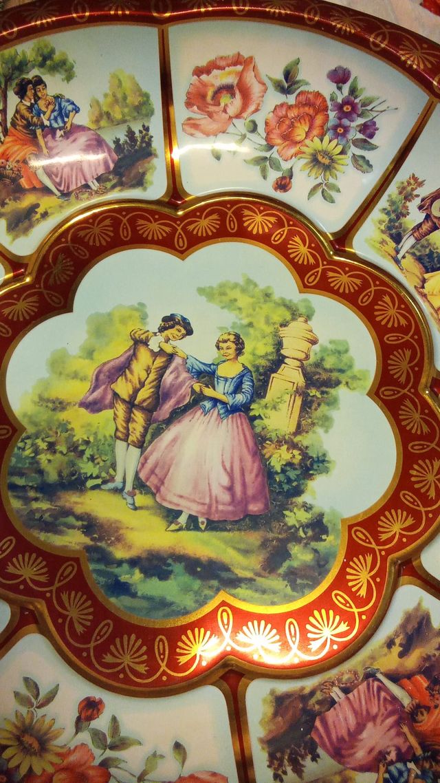 Plato decorativo Daher inglés porcelana