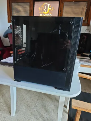 Fuente Alimentación Mars Gaming 650W + Caja