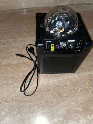 Altavoz 30V 15x15x15cm