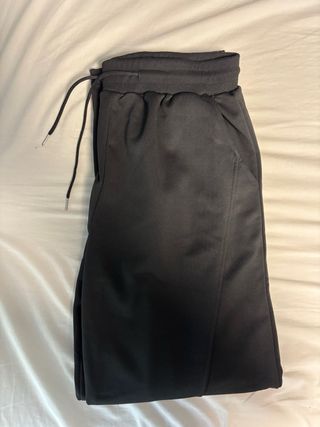 Pantalones de chándal negros y grises