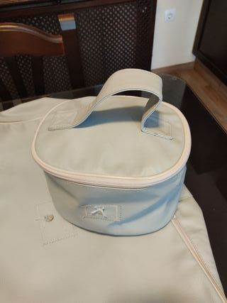 Conjunto de maleta, neceser y cambiador de bebe