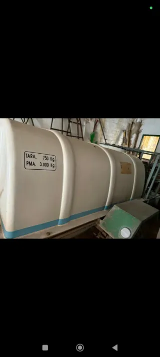 Cuba de fumigación agrícola