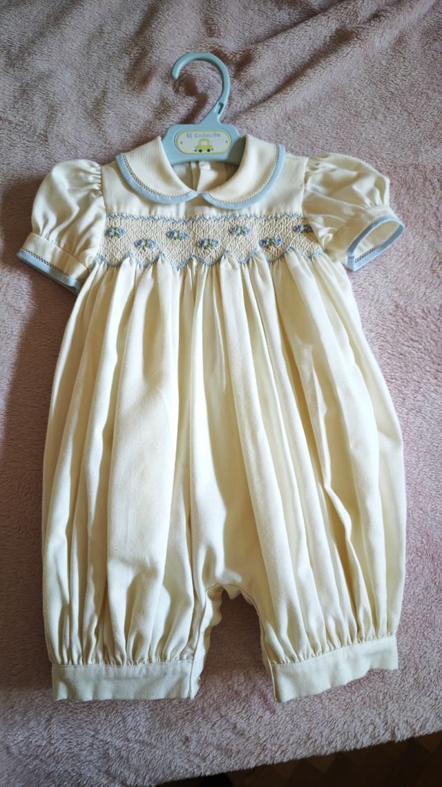 Traje de bautizo bebé