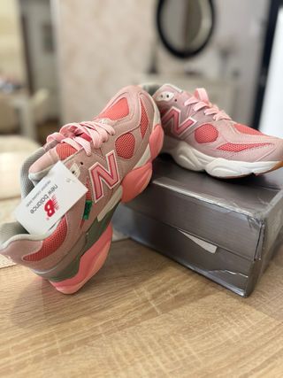 Zapatillas New Balance Rosa y Gris