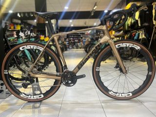 Bianchi Impulso Comp Wave Carbono