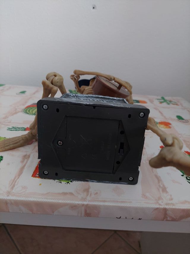 Scheletro con Banjo, con Luce, Suono e Movimento