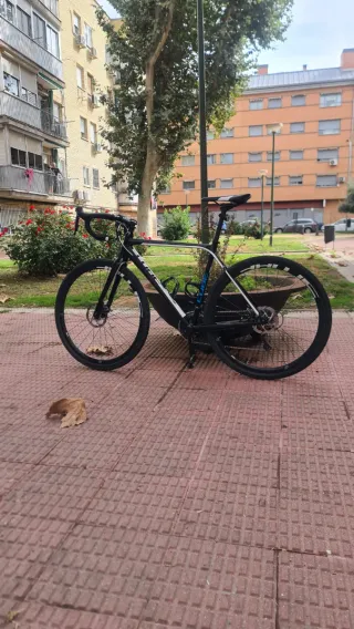 Bicicleta Cube Ciclocross Gravel