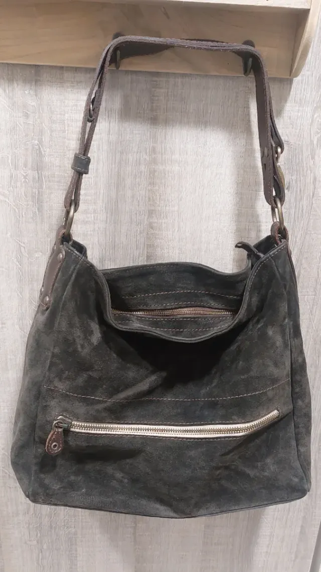 Bolso gris serraje