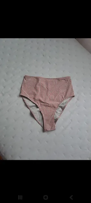 Braguita bikini Oysho 