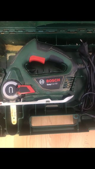 Caladora Bosch EasyCut 50 - Usada 1 vez