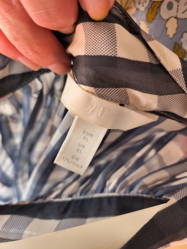 Blusa cuadros azul y blanco