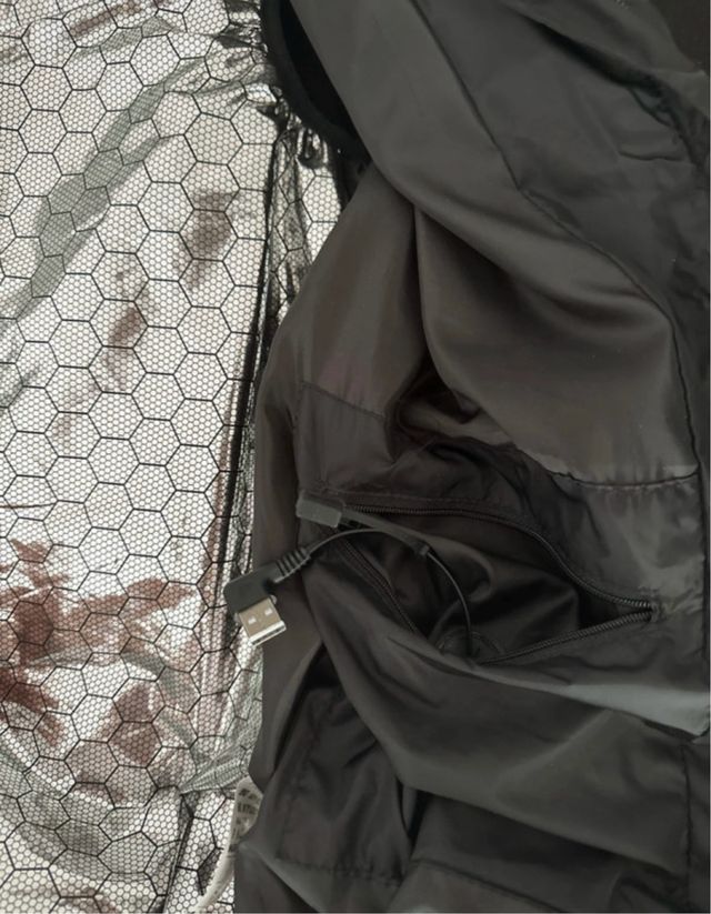 Chaleco negro calefactor invierno