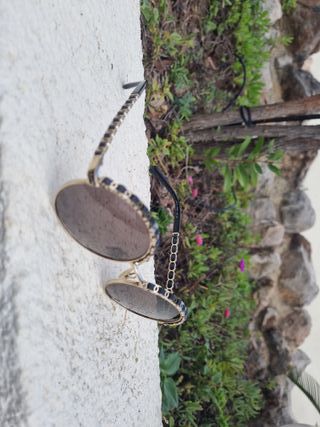 Gafas de sol Chanel doradas