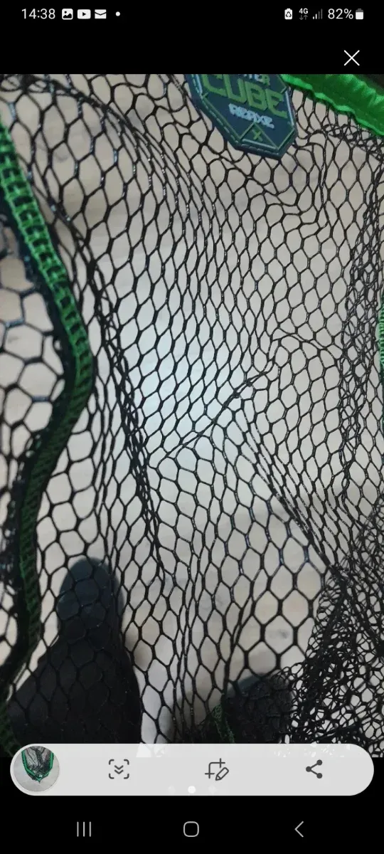 Sacadera de pesca verde