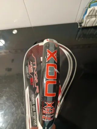 Pala pádel junior NOX Stinger 24