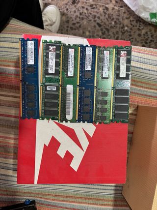 6 Memorias RAM DDR