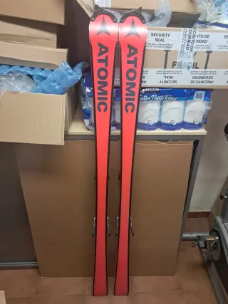 Esquís FIS Atomic Redster S9 slalom SL botas CS