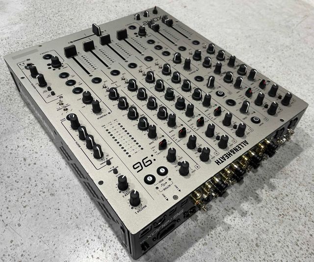 Allen & Heath Xone:96 (887579)