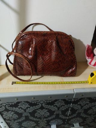 Bolso piel serpiente marrón