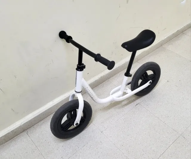 Bicicleta infantil sin pedales Correpasillos