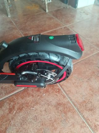 Nuevo a estrenar Patinete Eléctrico Scooter Negro