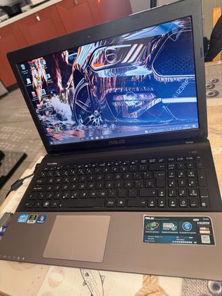 Ordenador portátil Intel Core i7 NVIDIA
