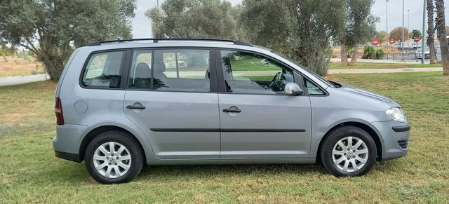 Volkswagen Touran 2009