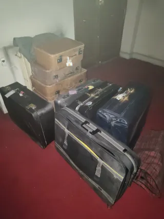Maletas vintage y porta traje