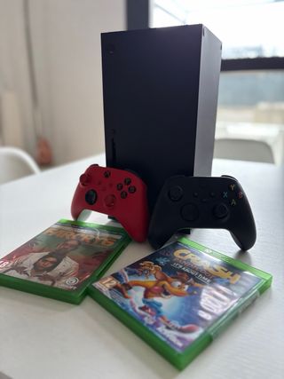 Xbox Series X + 2 mandos y batería
