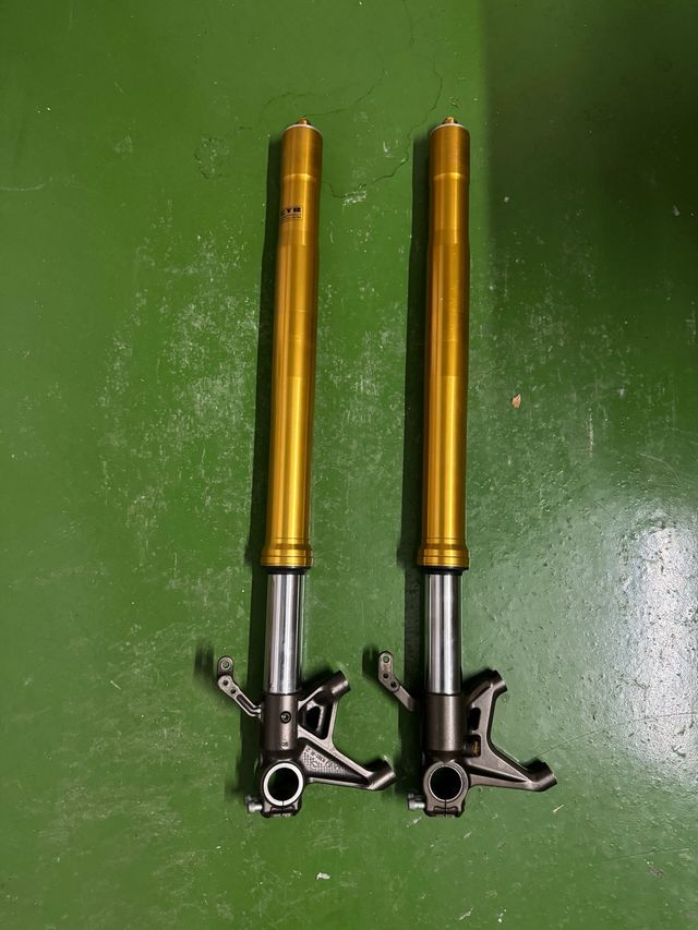 Botellas Horquilla Moto Doradas