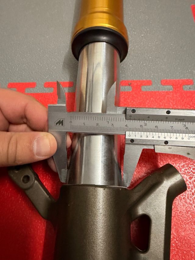 Botellas Horquilla Moto Doradas