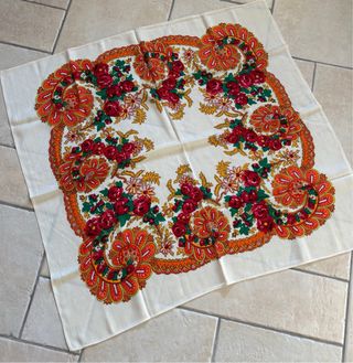 Foulard portoghese floreale nuovo