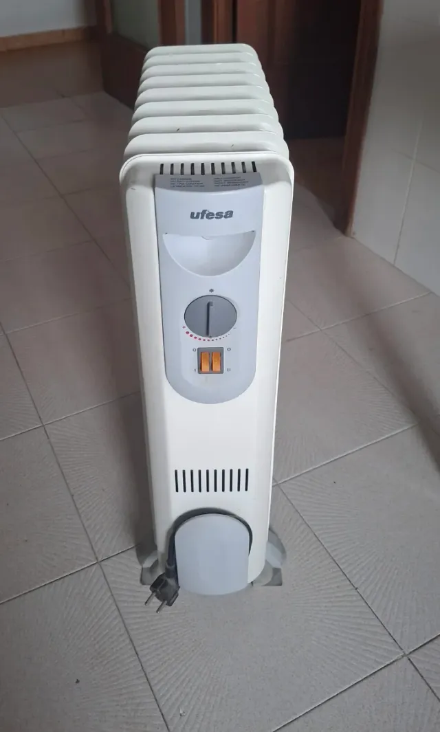 Radiador Grande Aceite de 8 cuerpos. 2000 Watios