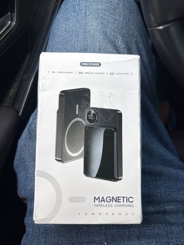 Mini Power Bank Carga Inalámbrica Magnética
