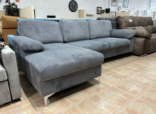 DIVANO CON CHAISE LONGUE: ABBIAMO LIQUIDATO.