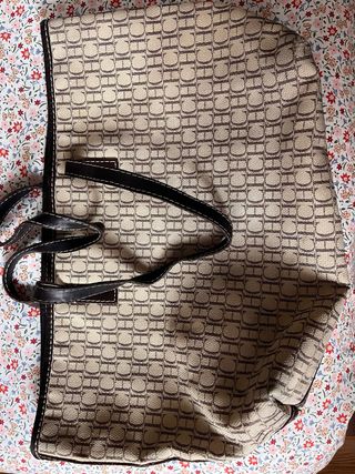 Bolso Carolina Herrera Beige y Marrón