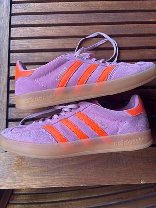Adidas Gazelle rosas y naranjas