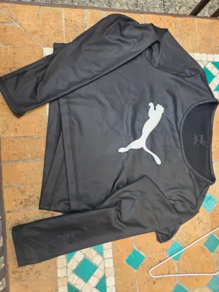 Camiseta Puma Crop Manga Larga Negra