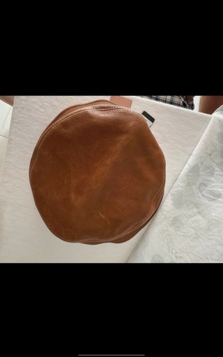 Cappello Miu Miu marrone in pelle