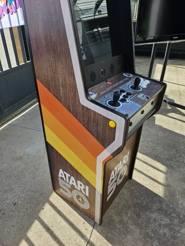 Máquina Arcade Atari Evolution Vertical