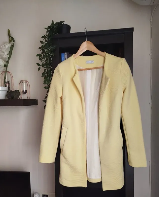 Abrigo amarillo abierto T/S