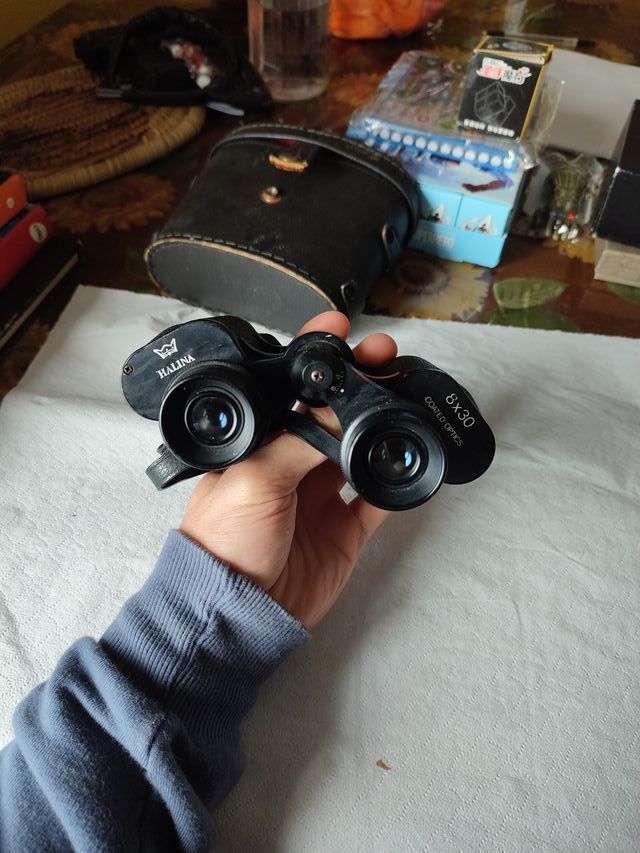 Cannocchiale vintage con scatola